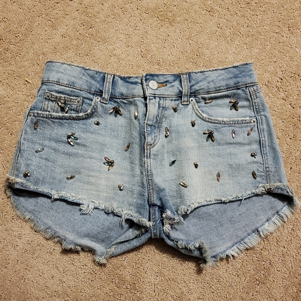 Zara denim Shorts w. Gem Details